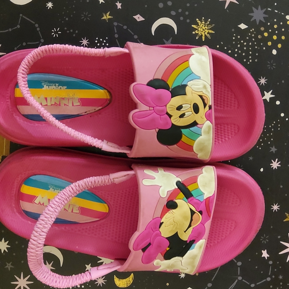 Minnie mouse slip ons size 9/10